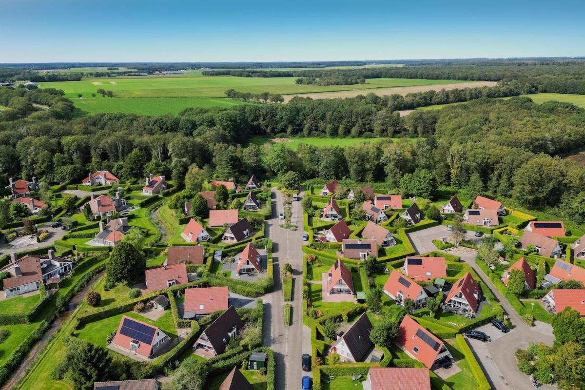 Kleine Zanglijster I Prachtig Huisje Nabij Bosrand Zwiggelte المظهر الخارجي الصورة